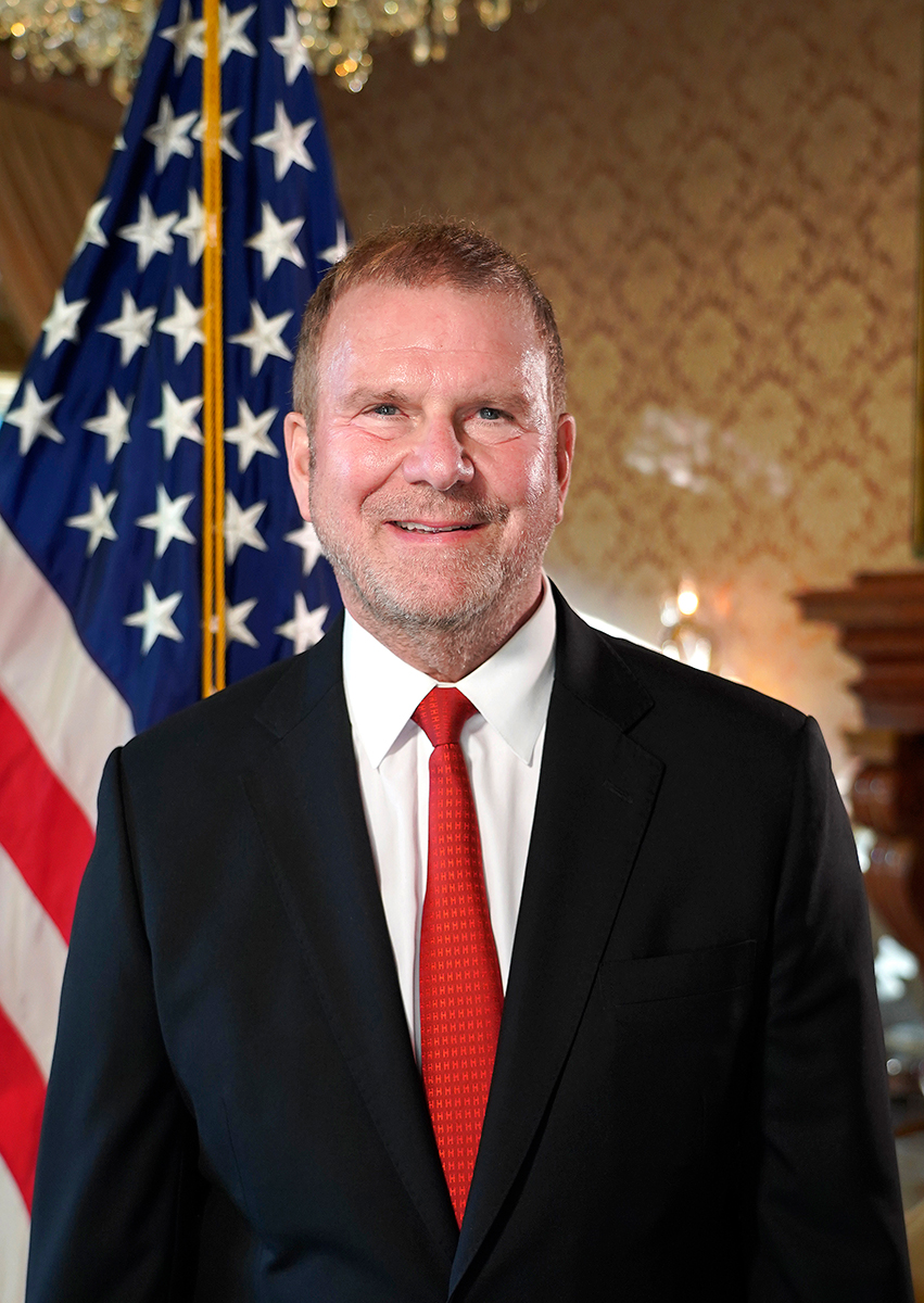 Official portrait of Tilman Fertitta